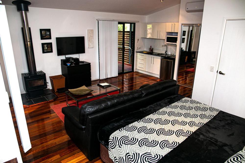 Amore On Buderim Rainforest Cabins Sunshine Coast Eksteriør billede