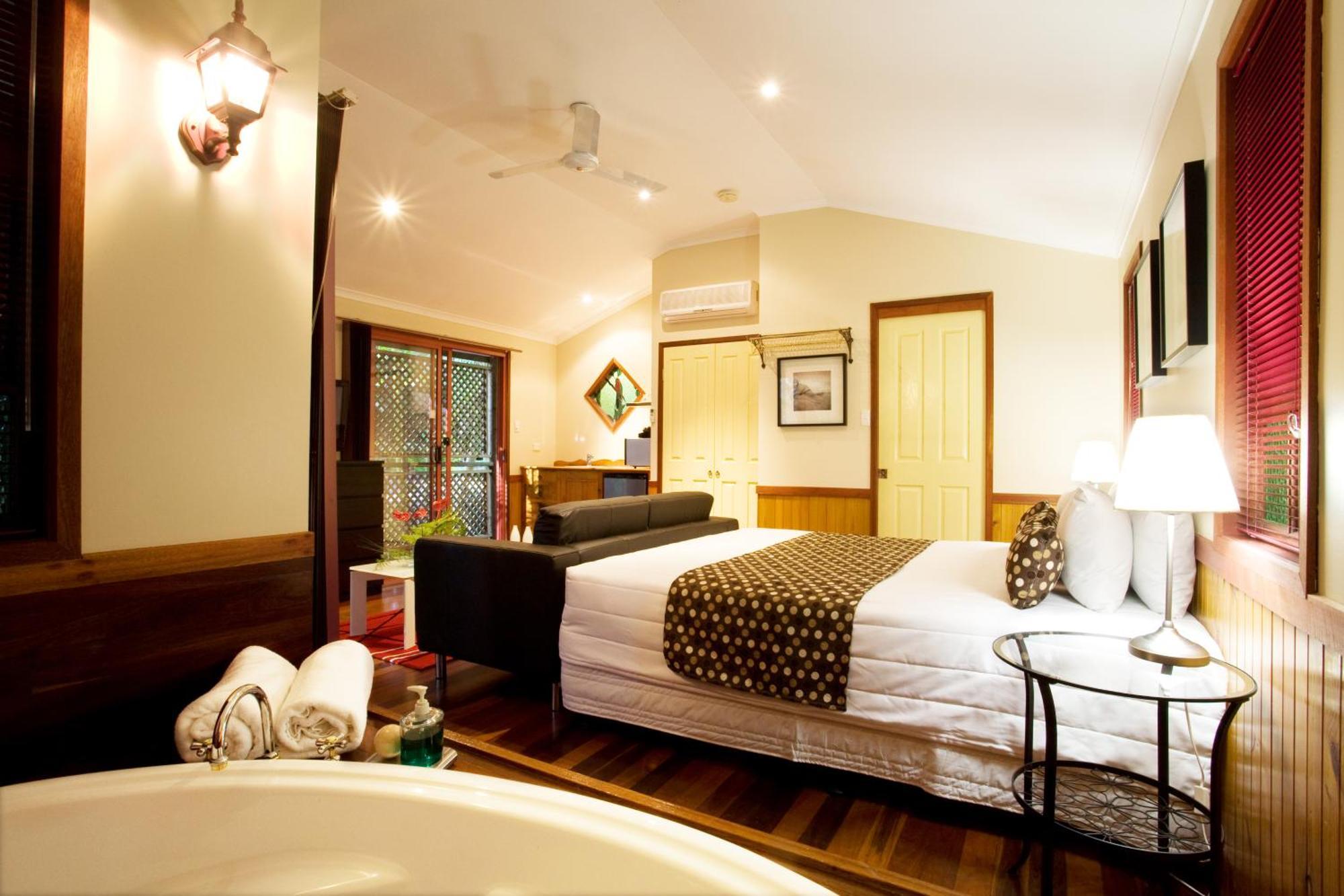 Amore On Buderim Rainforest Cabins Sunshine Coast Eksteriør billede