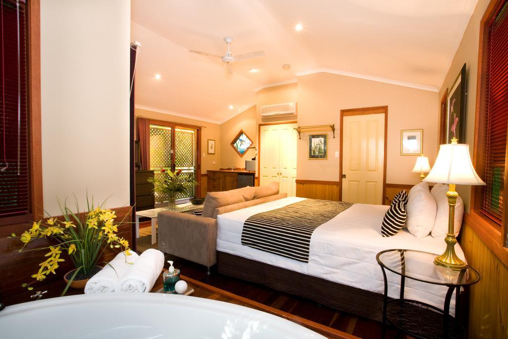 Amore On Buderim Rainforest Cabins Sunshine Coast Eksteriør billede